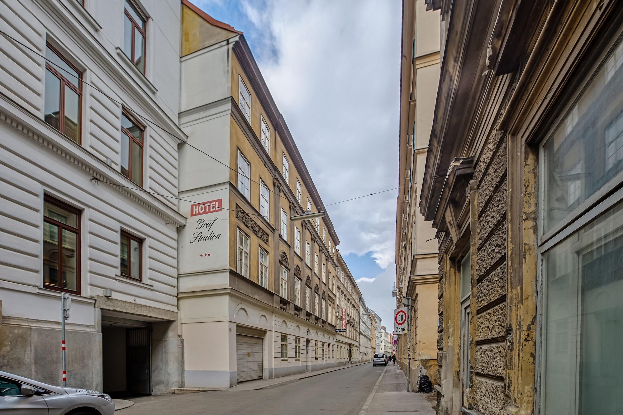 Hotel Graf Stadion Wenen Buitenkant foto